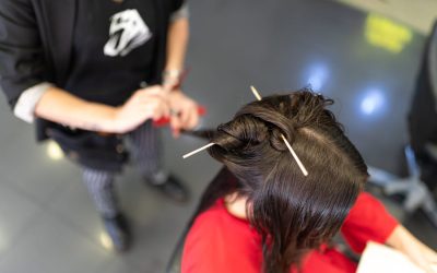 Las ventajas de contratar un peluquero a domicilio en Barcelona